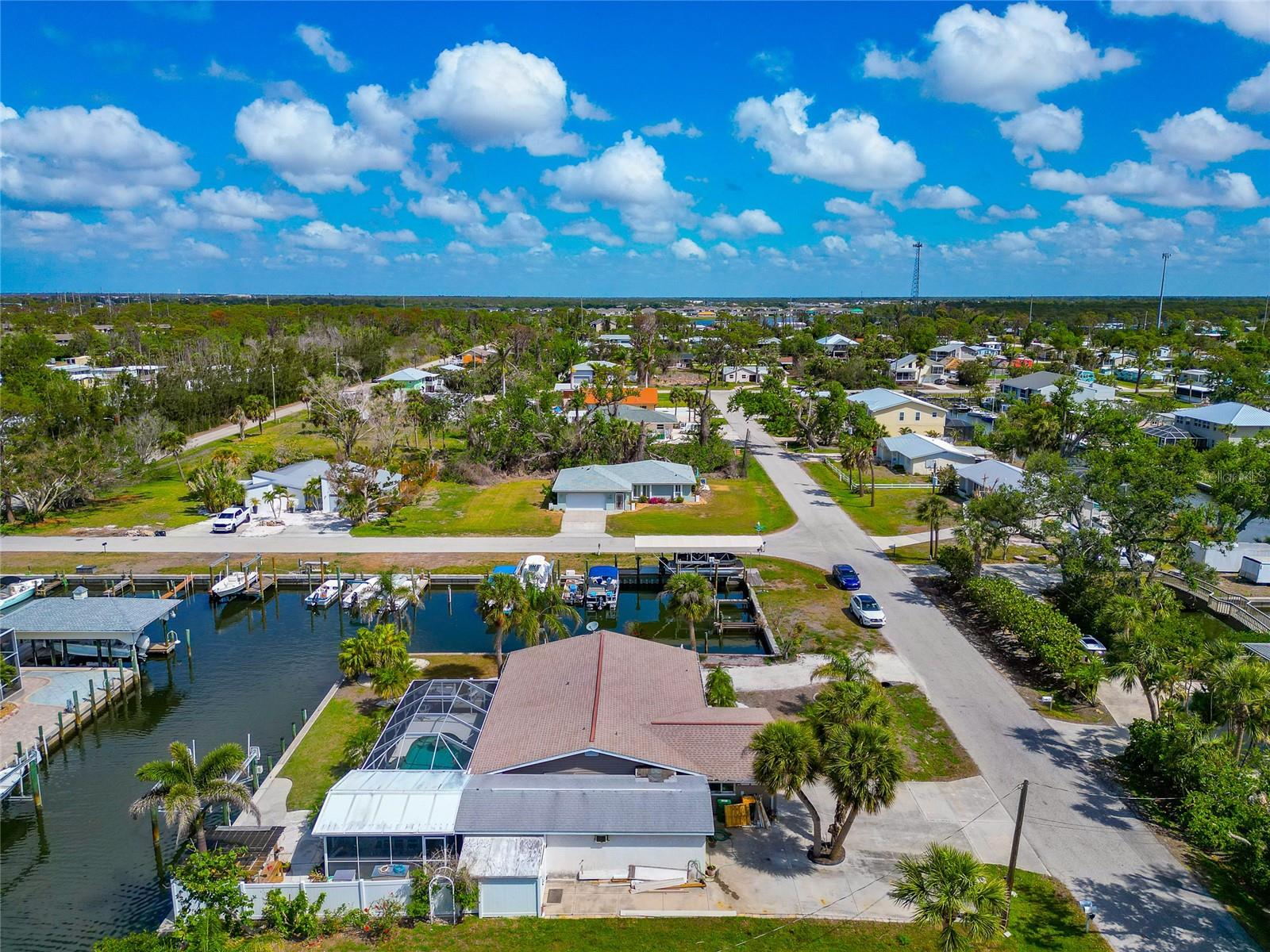 Image 45 of 76 For 8152 Seashell Street