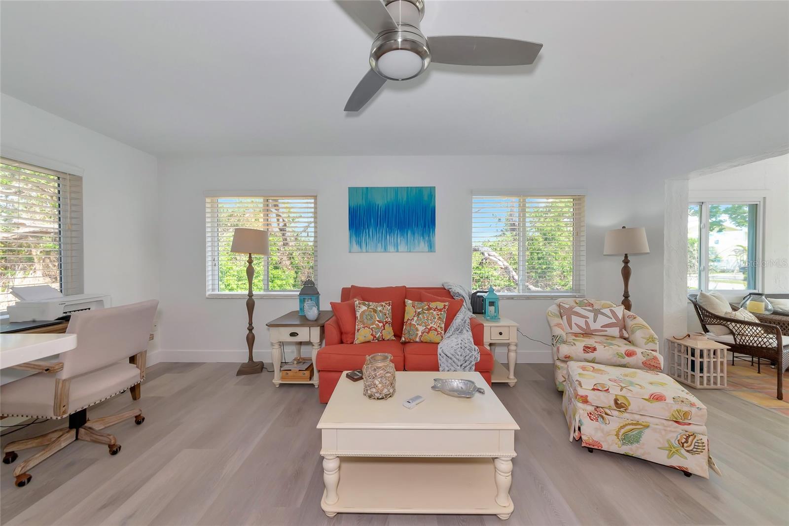 Image 9 of 76 For 8152 Seashell Street