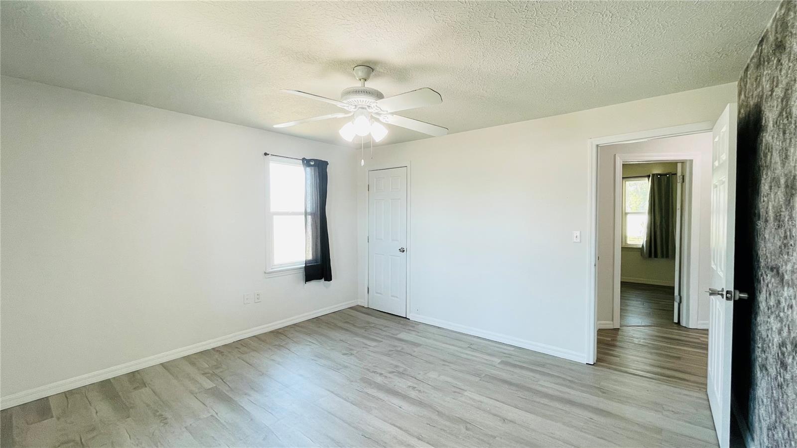 Image 13 of 29 For 1028 36th Avenue E