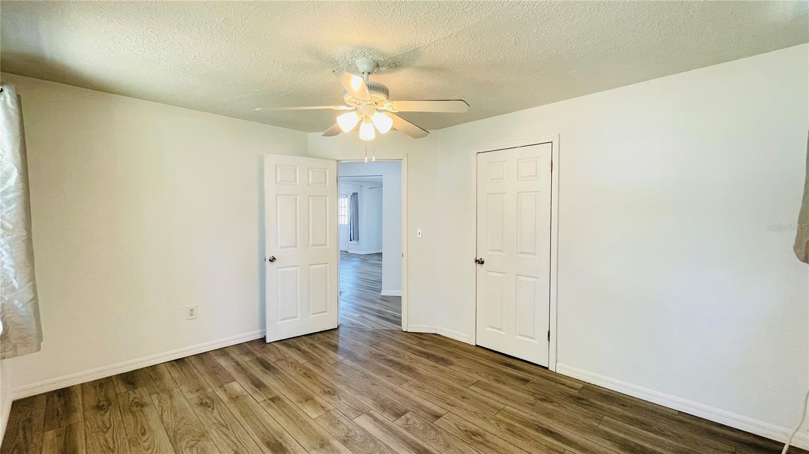 Image 16 of 29 For 1028 36th Avenue E