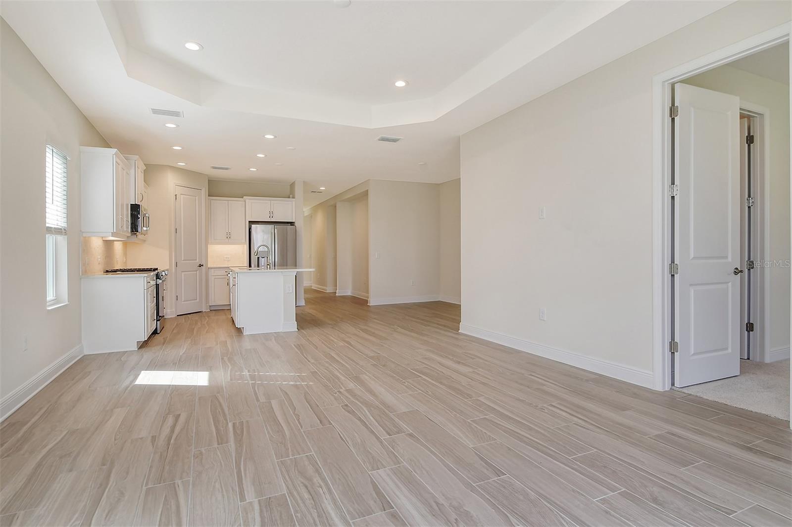 Image 13 of 44 For 12570 Brookgreen Street