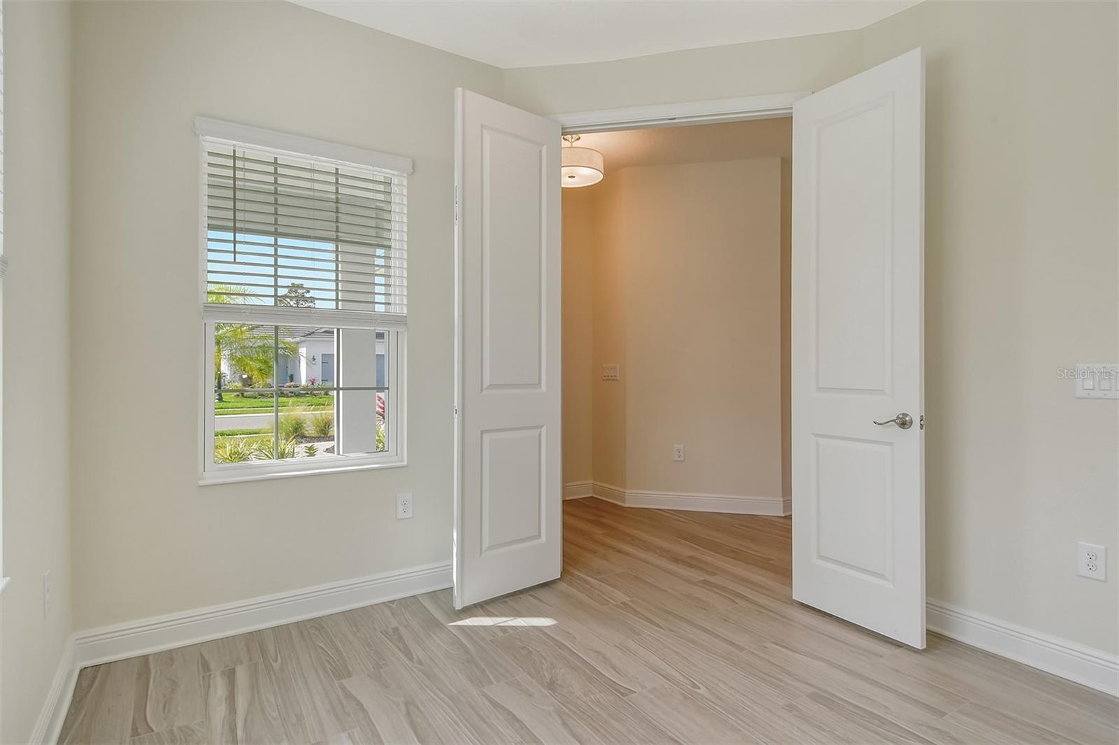 Image 37 of 44 For 12570 Brookgreen Street