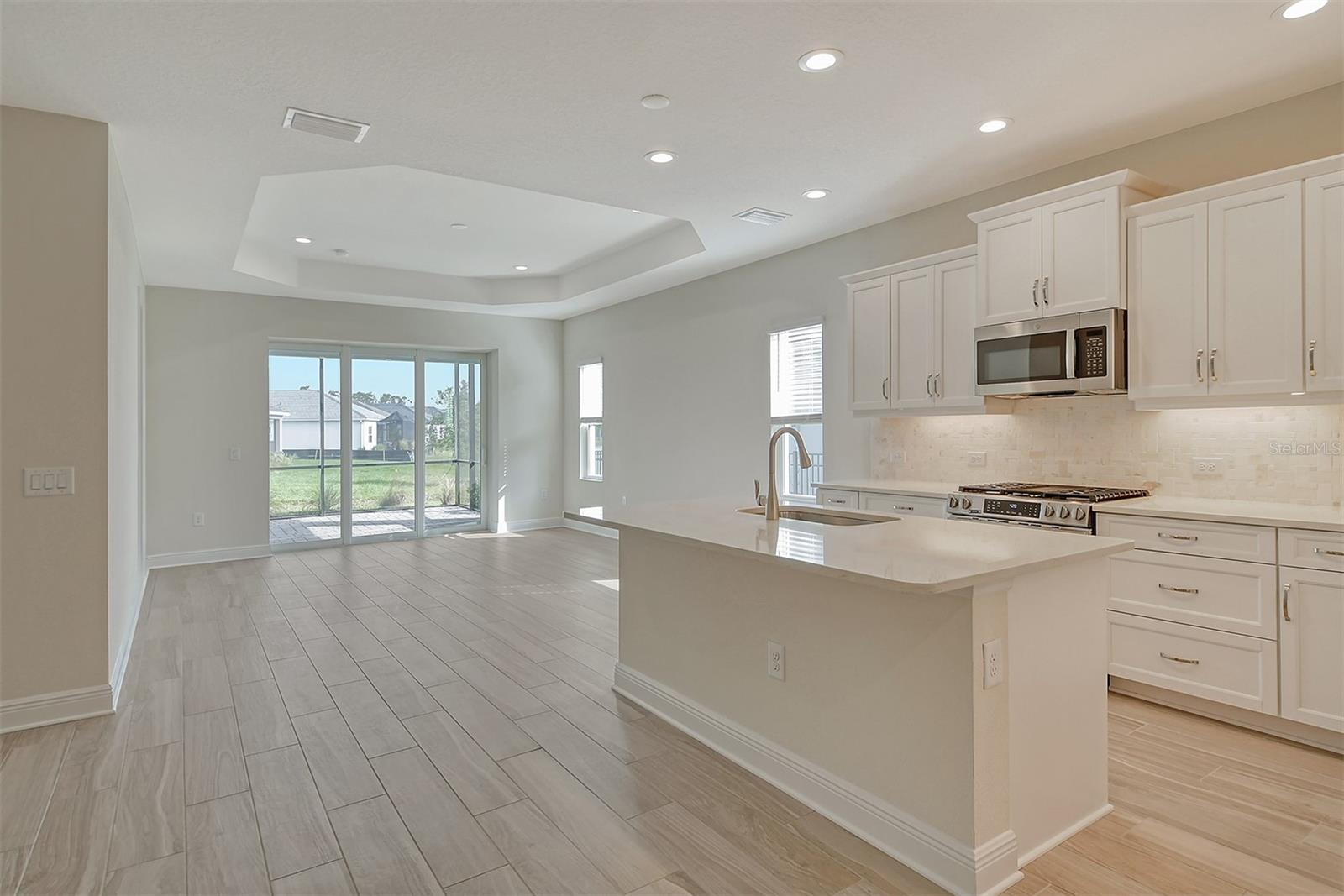 Image 5 of 44 For 12570 Brookgreen Street