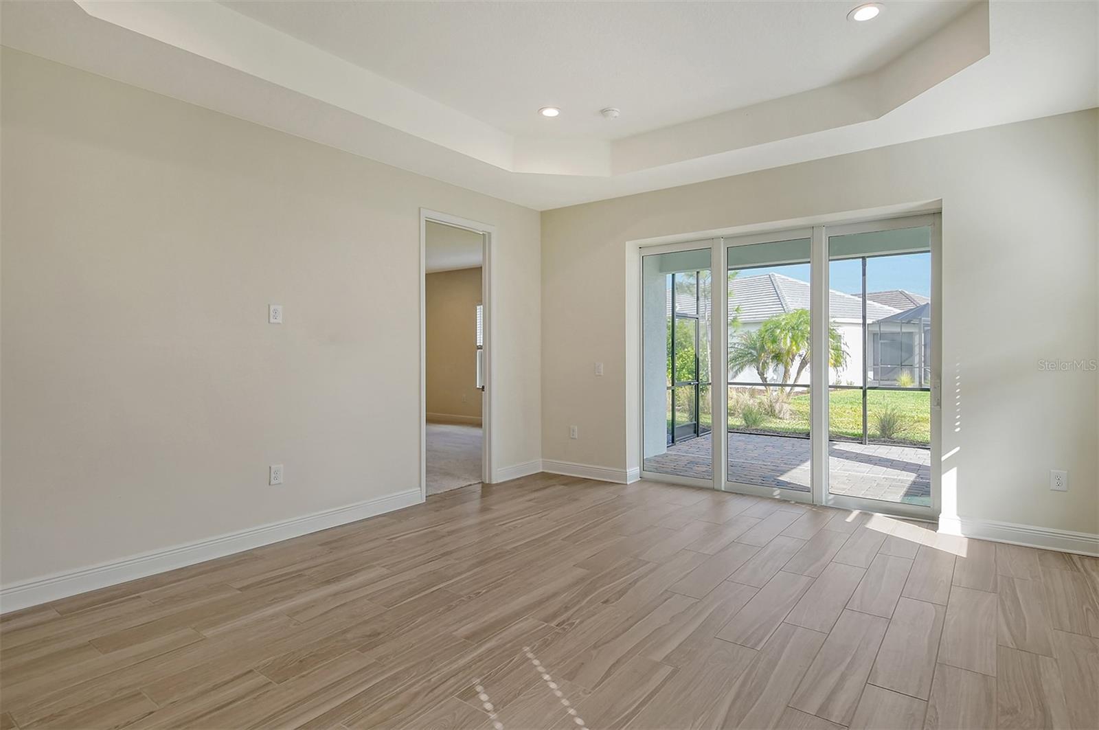 Image 7 of 44 For 12570 Brookgreen Street