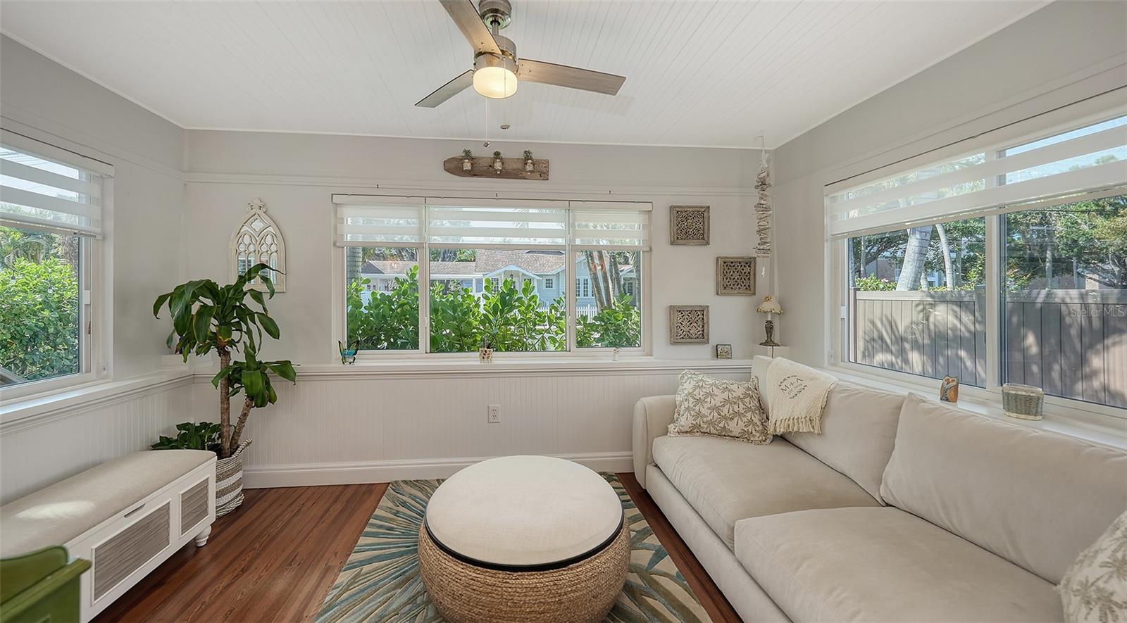 Image 12 of 36 For 1871 Prospect Street