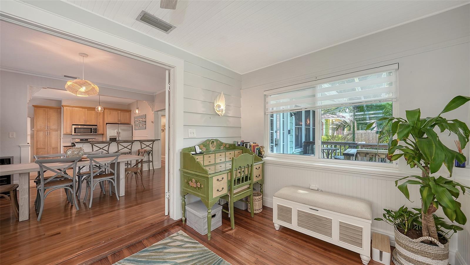 Image 14 of 36 For 1871 Prospect Street