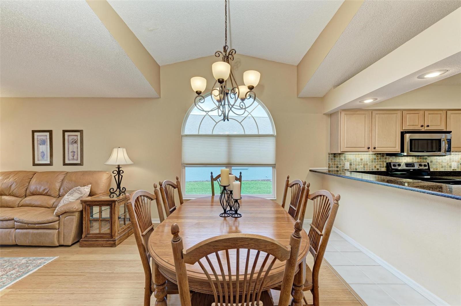 Image 5 of 39 For 4936 Linsey Court