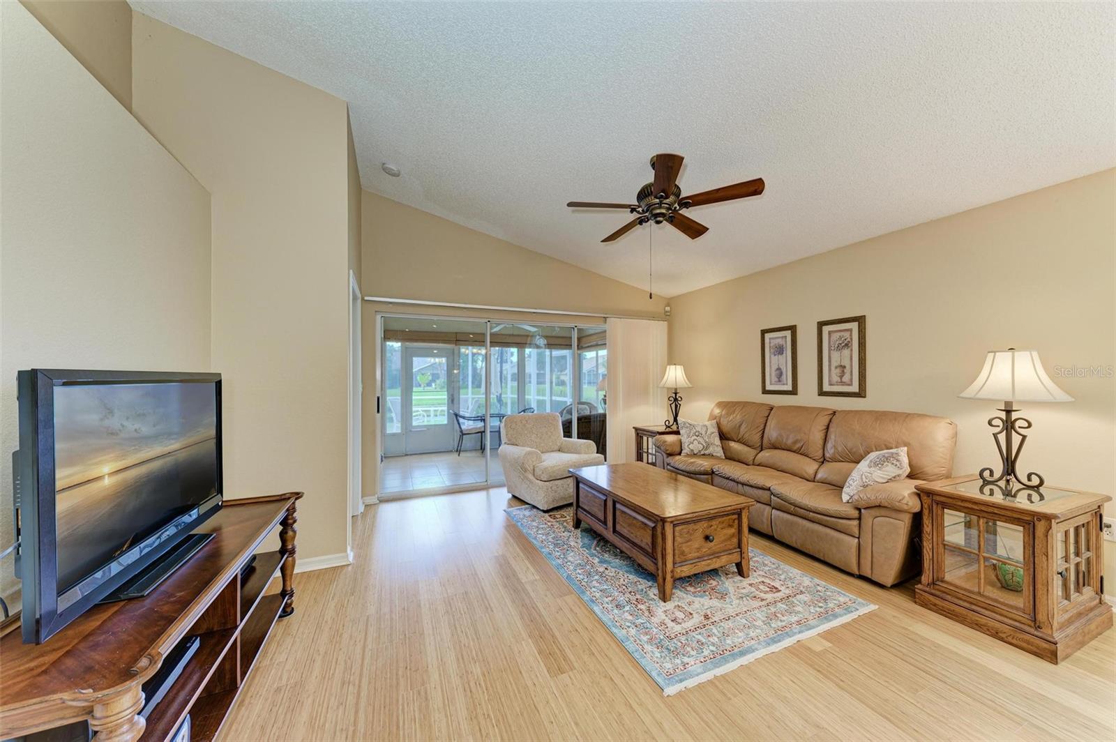Image 8 of 39 For 4936 Linsey Court