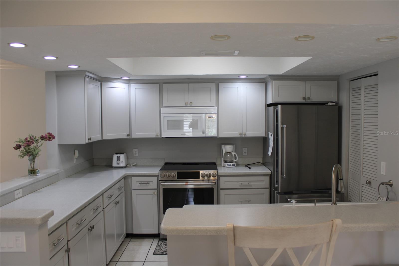 Image 3 of 43 For 6472 Seagull Drive 306