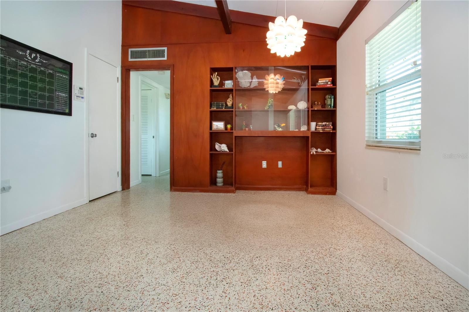 Image 16 of 60 For 2238 Rose Street