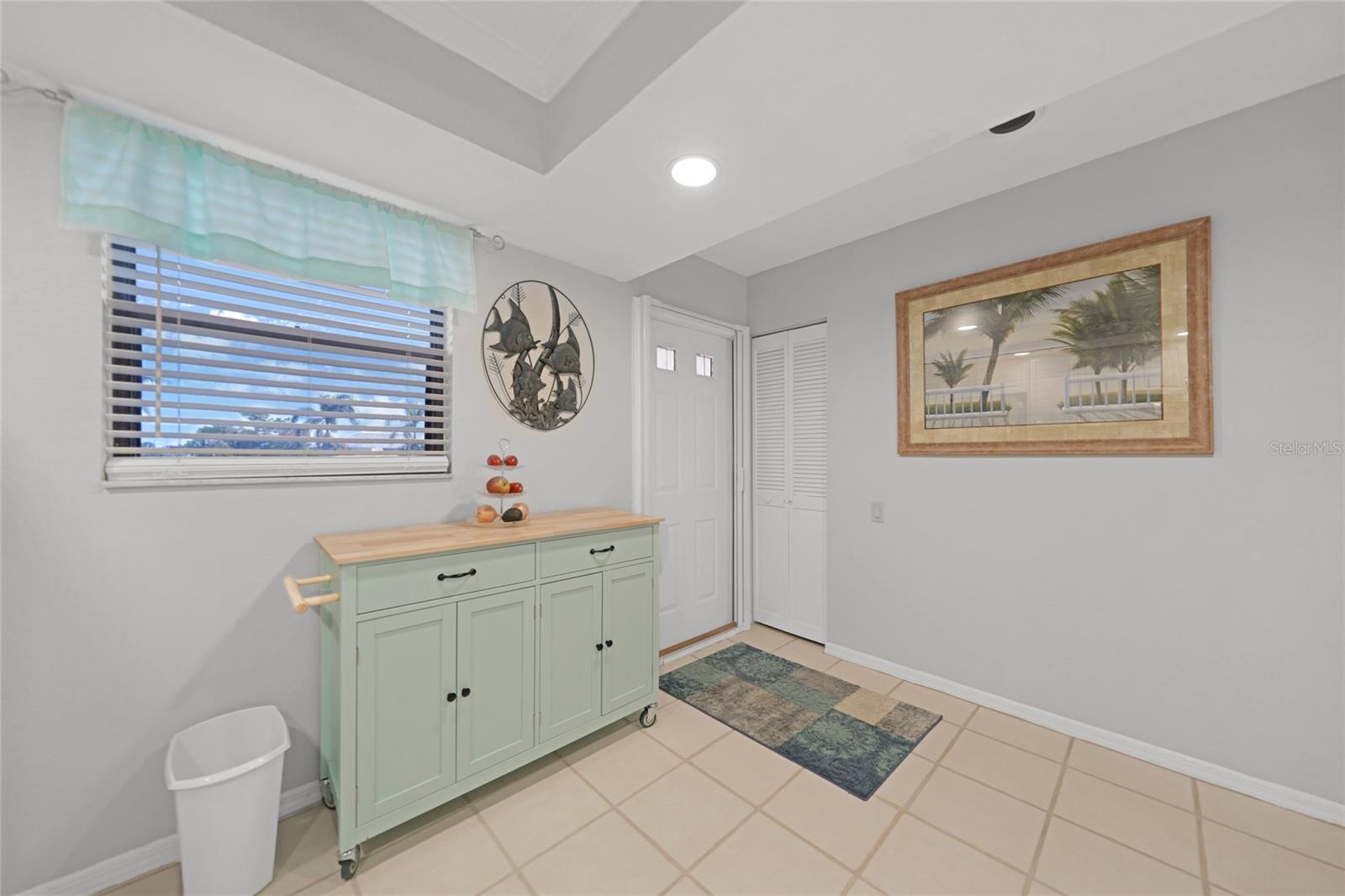 Image 16 of 34 For 245 Coldeway Drive B10