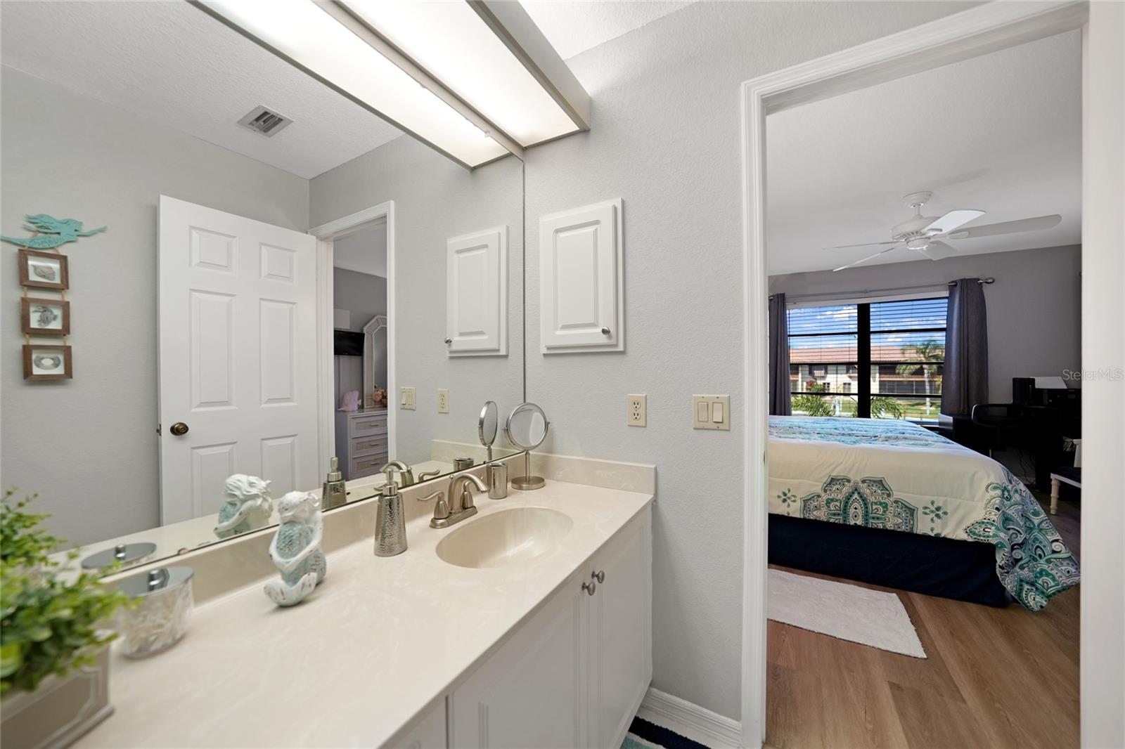 Image 23 of 34 For 245 Coldeway Drive B10