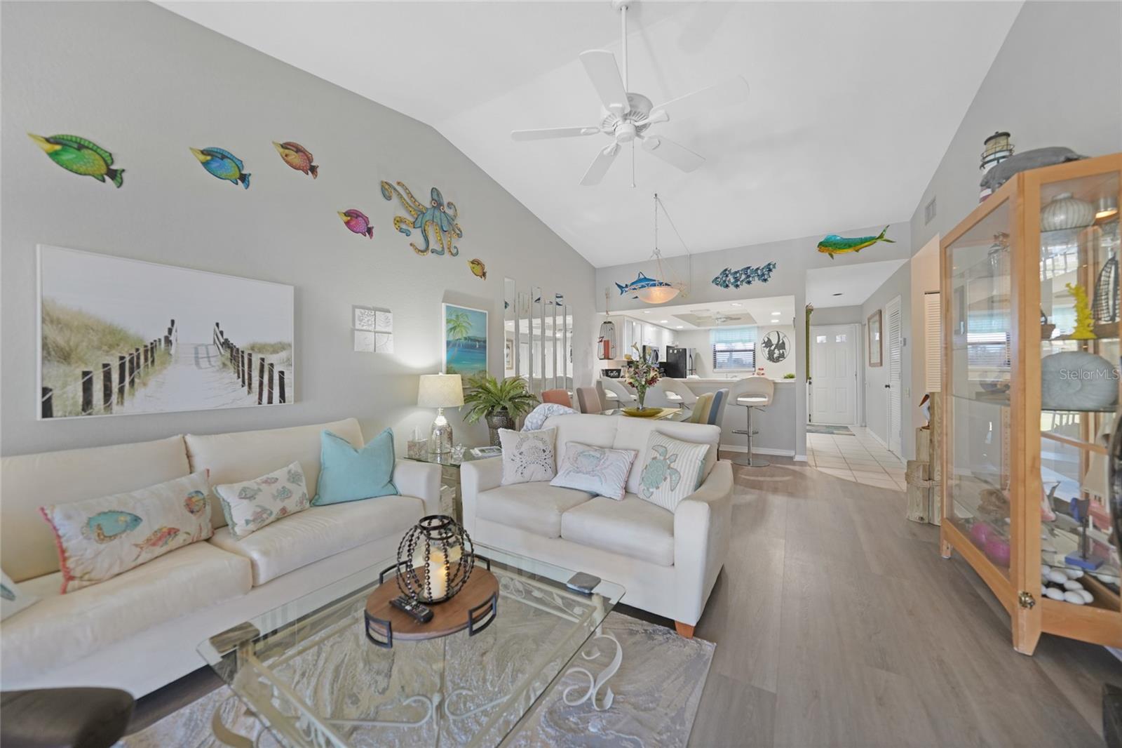 Image 4 of 34 For 245 Coldeway Drive B10