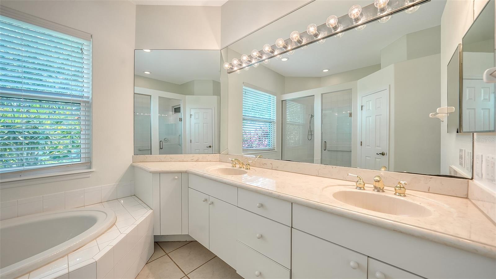 Image 35 of 78 For 9238 13th Avenue Circle Nw