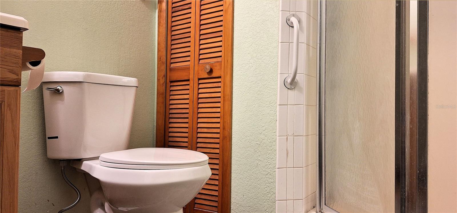 Image 42 of 69 For 6339 Pontiac Lane