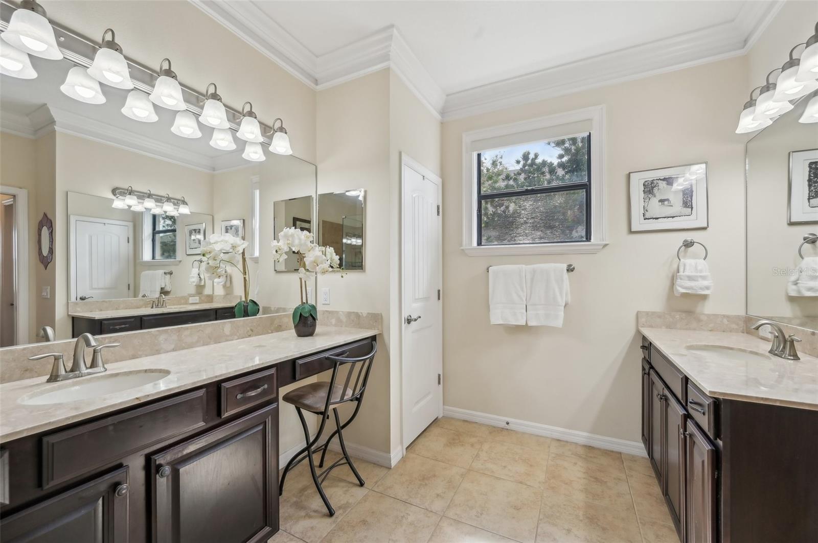 Image 21 of 81 For 12210 Goldenrod Avenue