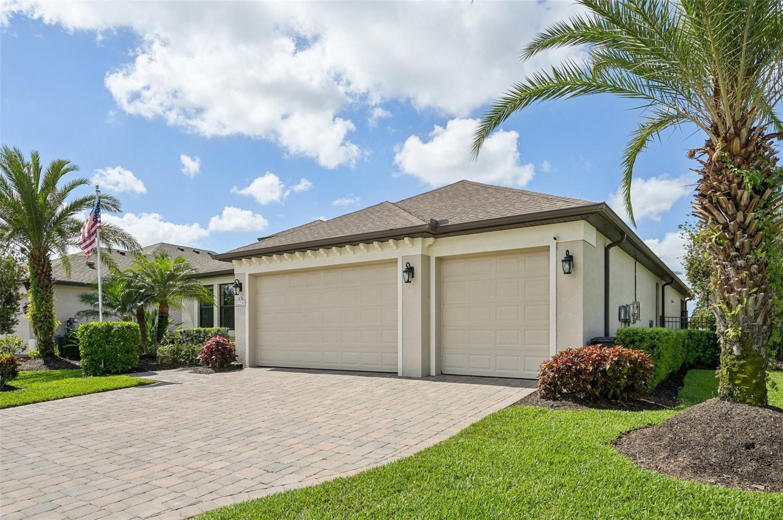 Image 3 of 81 For 12210 Goldenrod Avenue
