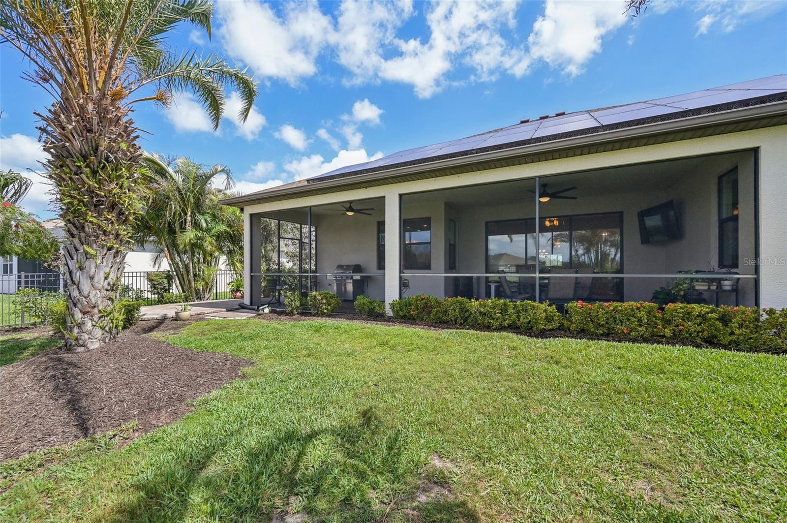 Image 39 of 81 For 12210 Goldenrod Avenue