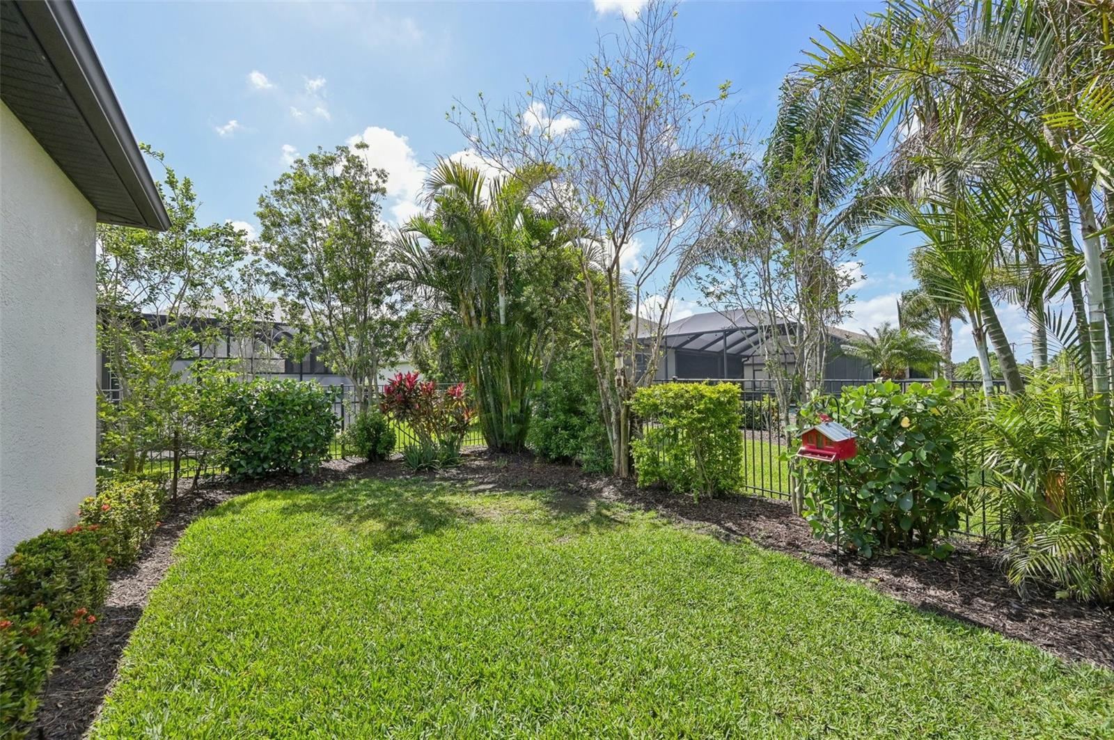 Image 40 of 81 For 12210 Goldenrod Avenue