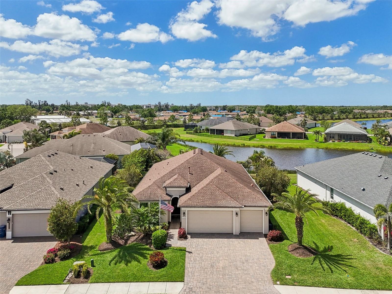Image 47 of 81 For 12210 Goldenrod Avenue