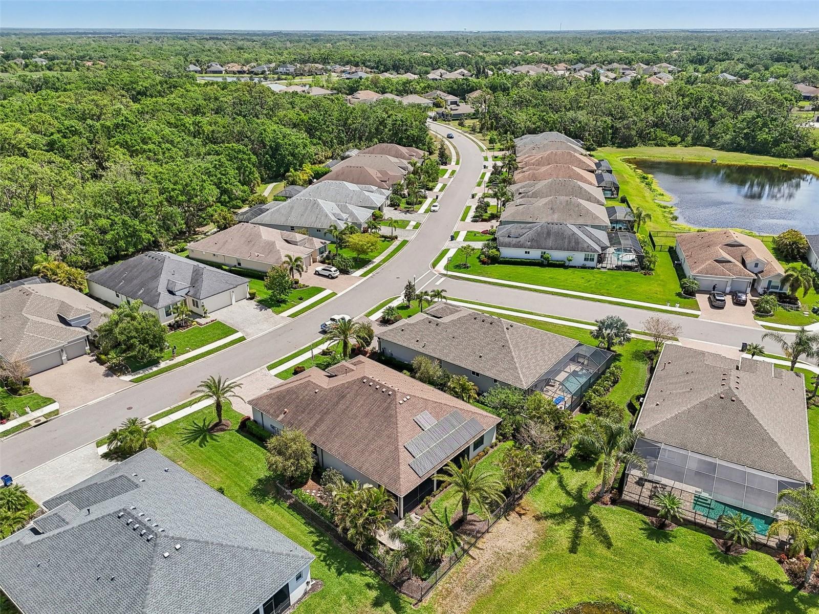 Image 57 of 81 For 12210 Goldenrod Avenue