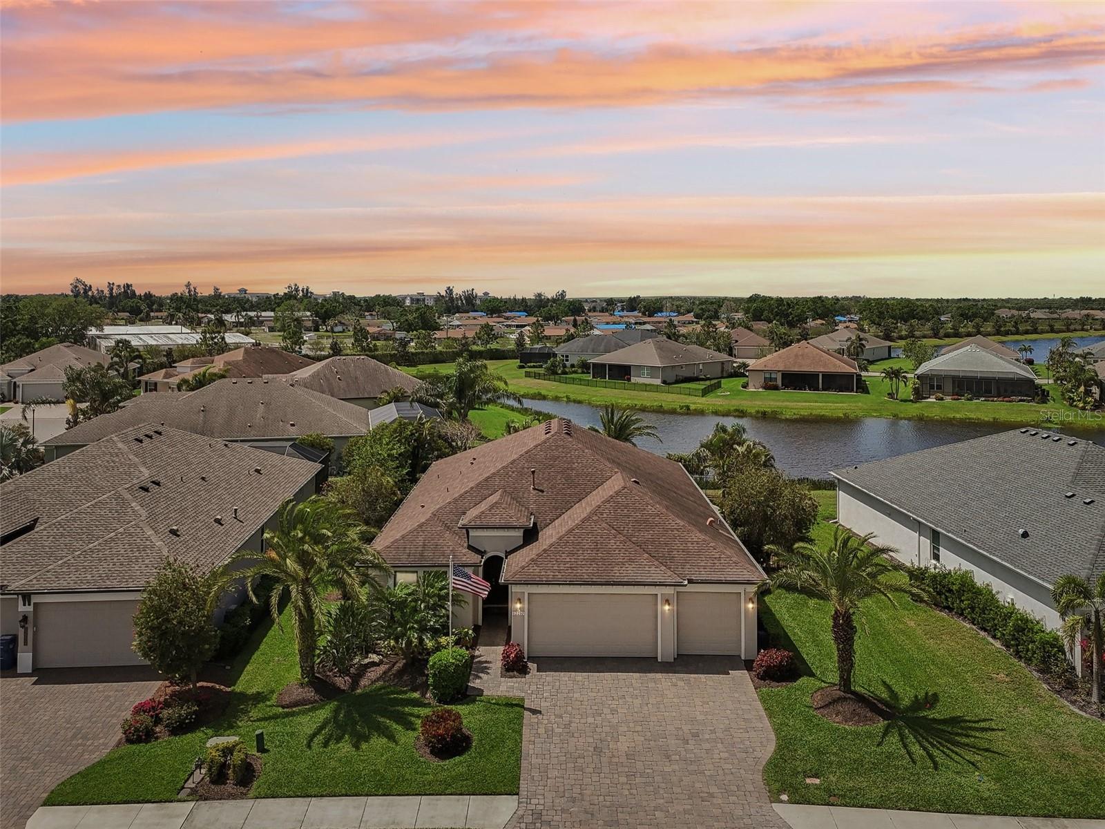 Image 65 of 81 For 12210 Goldenrod Avenue