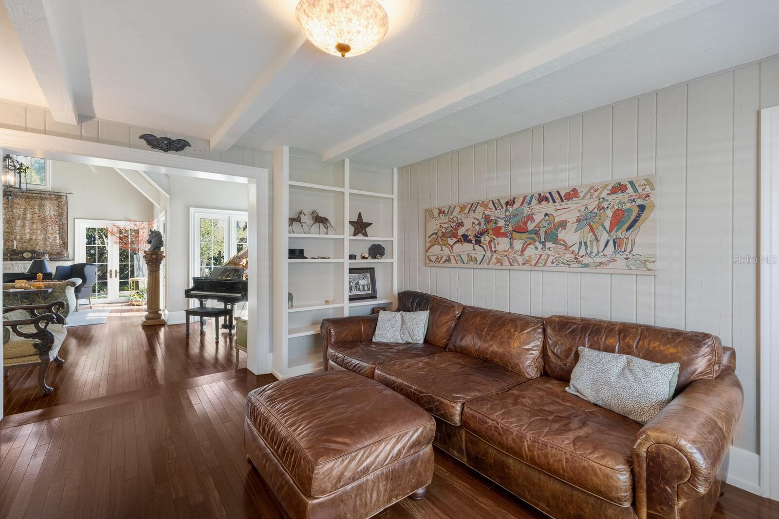 Image 21 of 74 For 1829 Bougainvillea Street