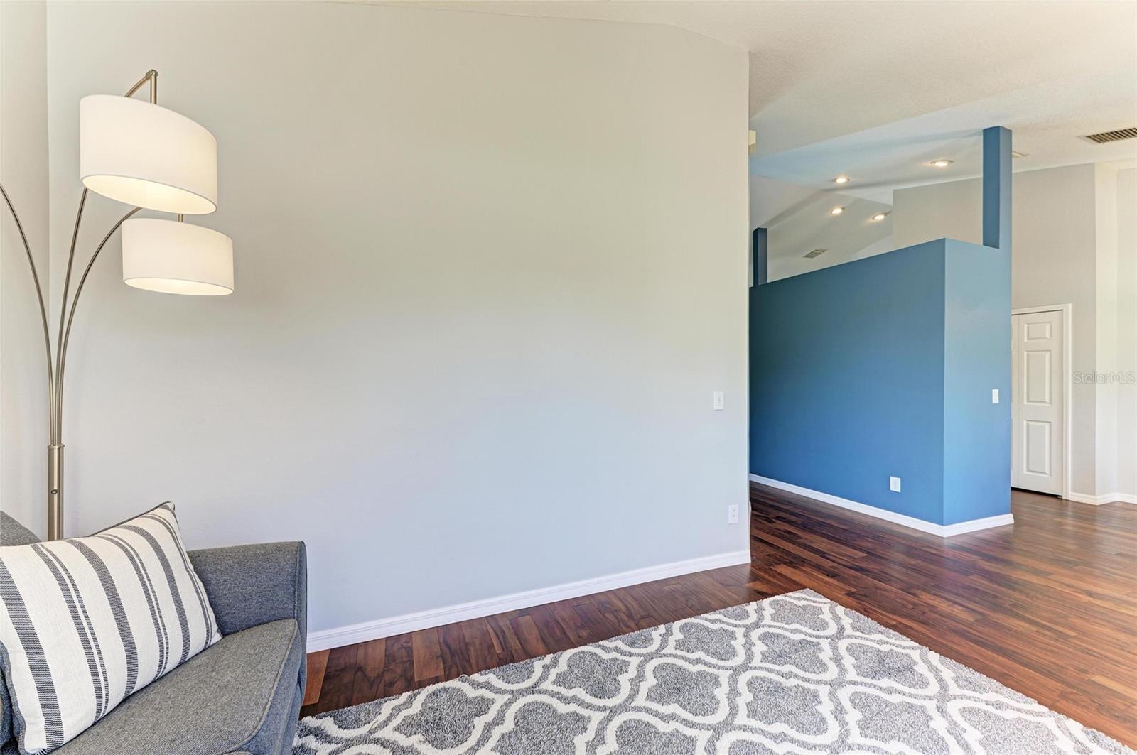 Image 11 of 48 For 1603 21st Avenue W