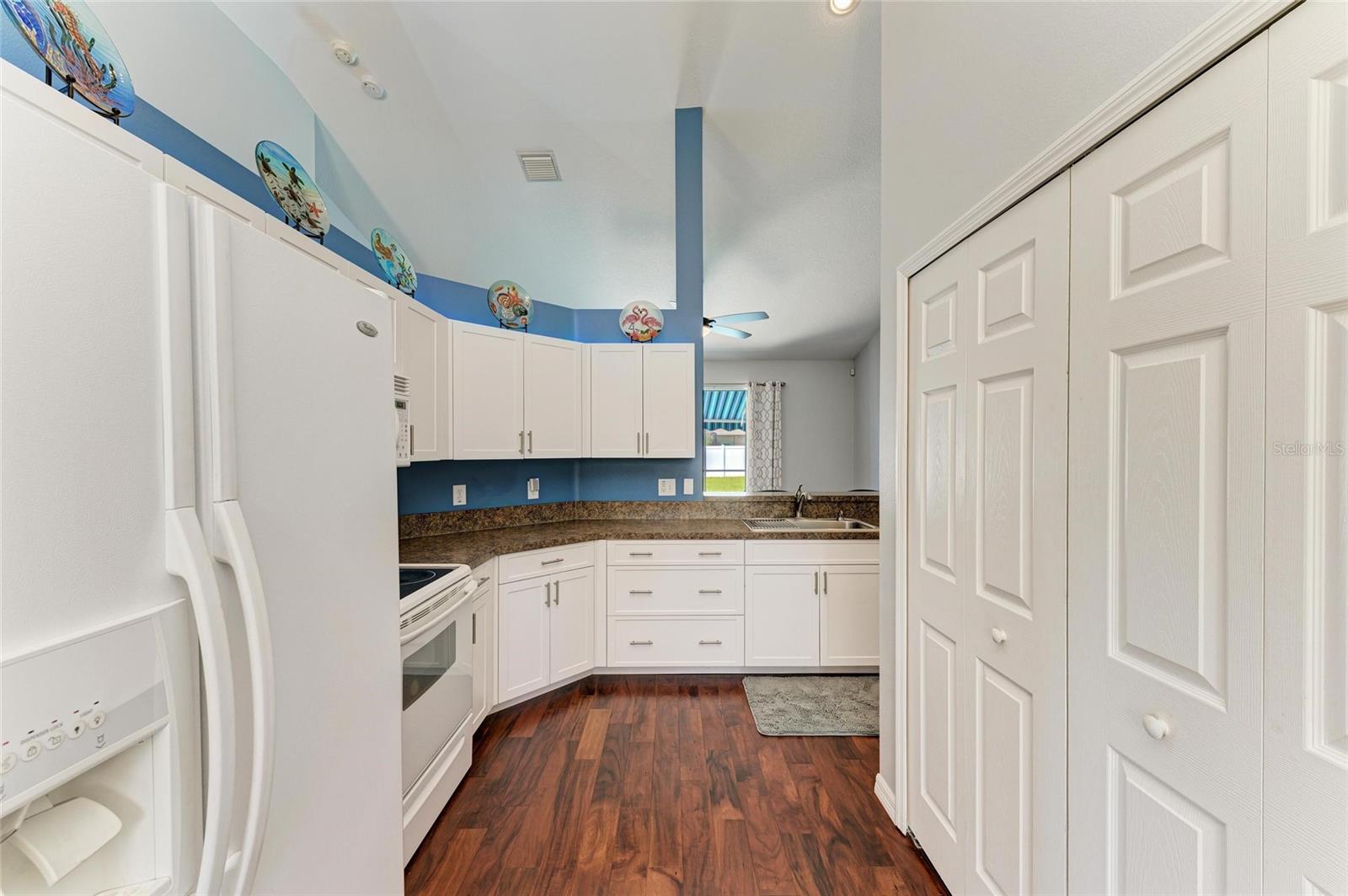 Image 16 of 48 For 1603 21st Avenue W