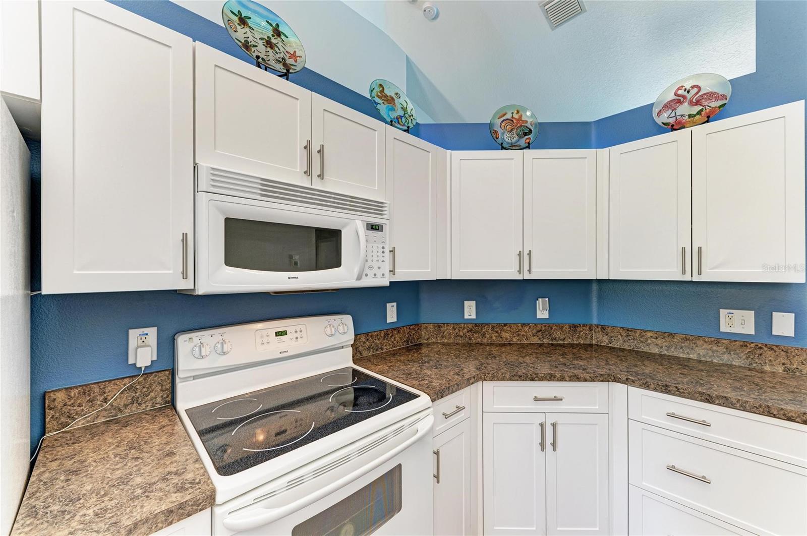 Image 17 of 48 For 1603 21st Avenue W