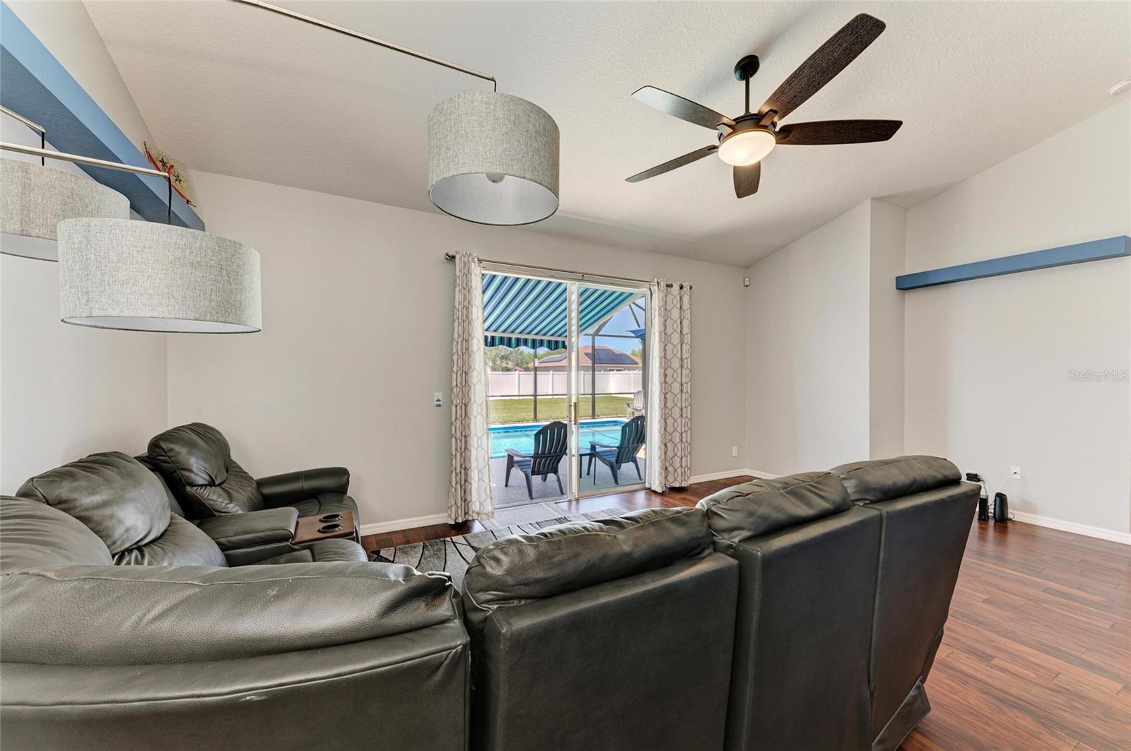 Image 23 of 48 For 1603 21st Avenue W