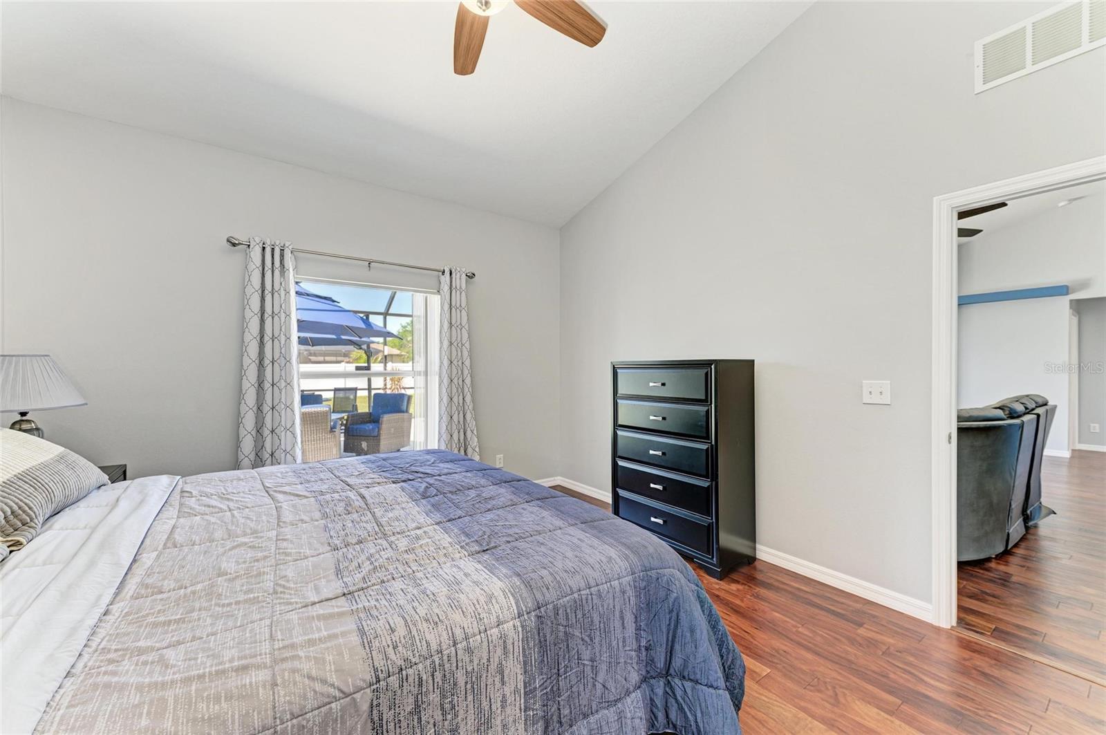 Image 26 of 48 For 1603 21st Avenue W