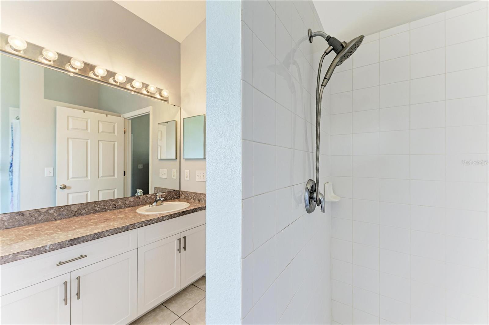 Image 28 of 48 For 1603 21st Avenue W