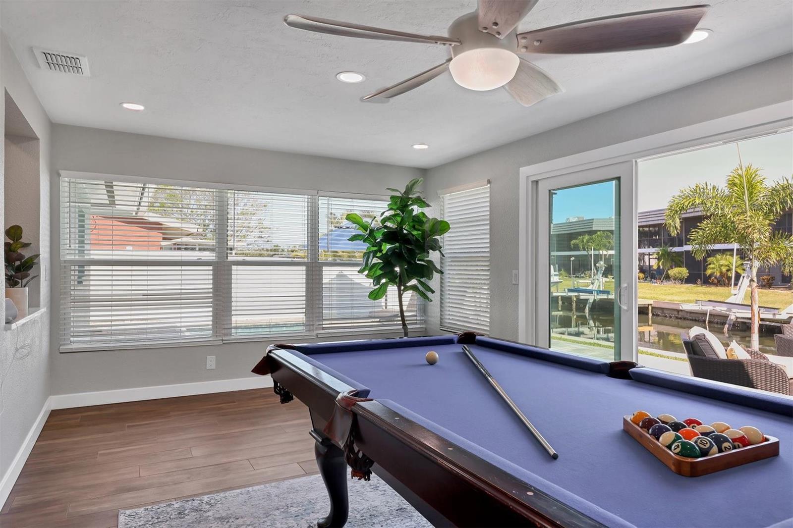 Image 27 of 56 For 10304 Sandpiper Road W