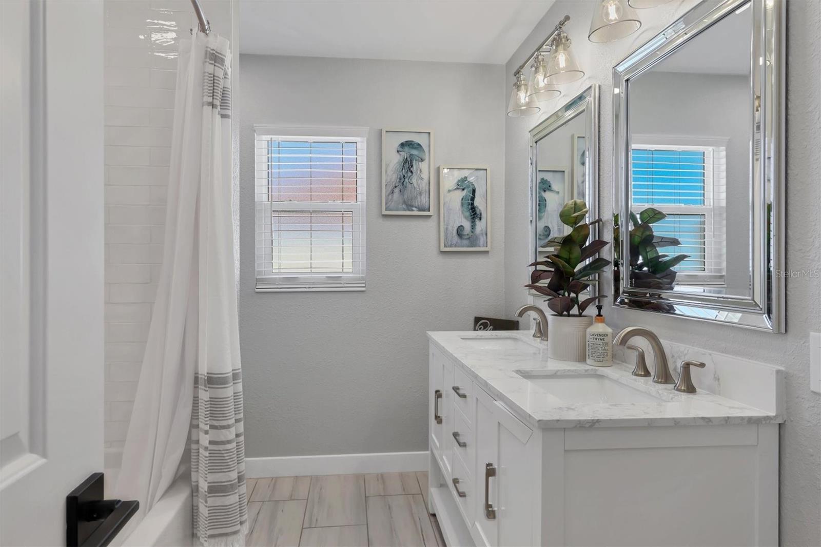 Image 34 of 56 For 10304 Sandpiper Road W
