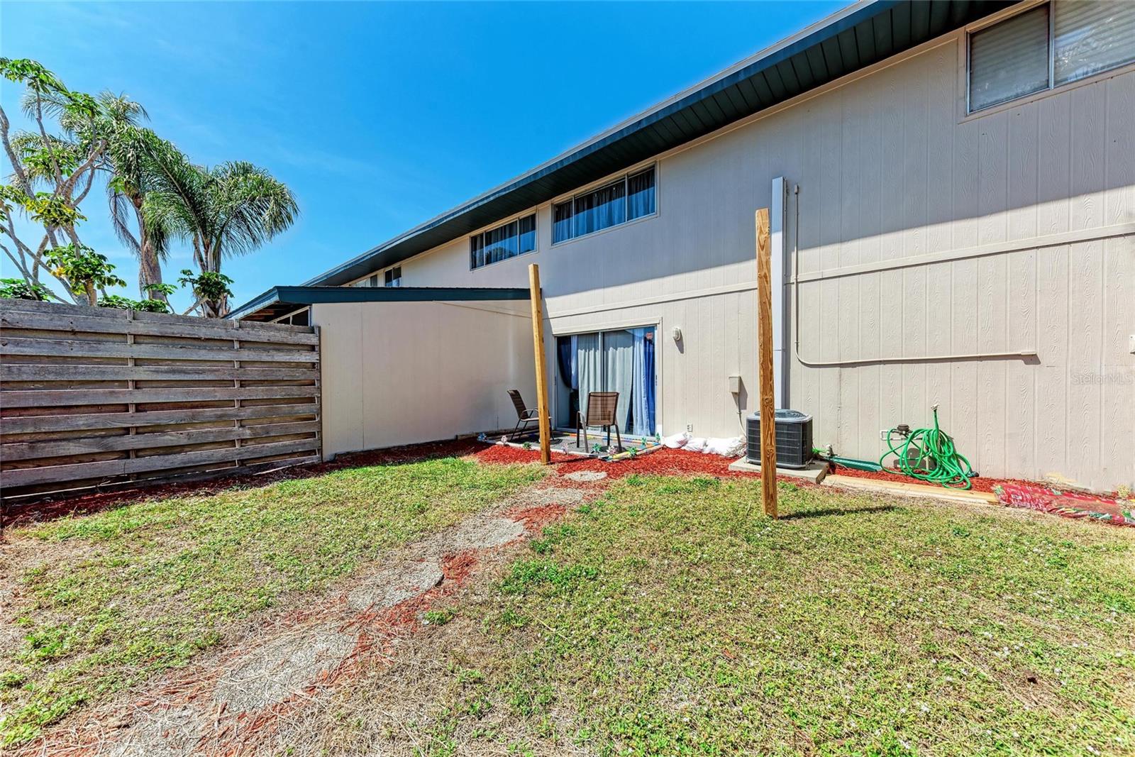 Image 26 of 27 For 1026 Longfellow Court 111