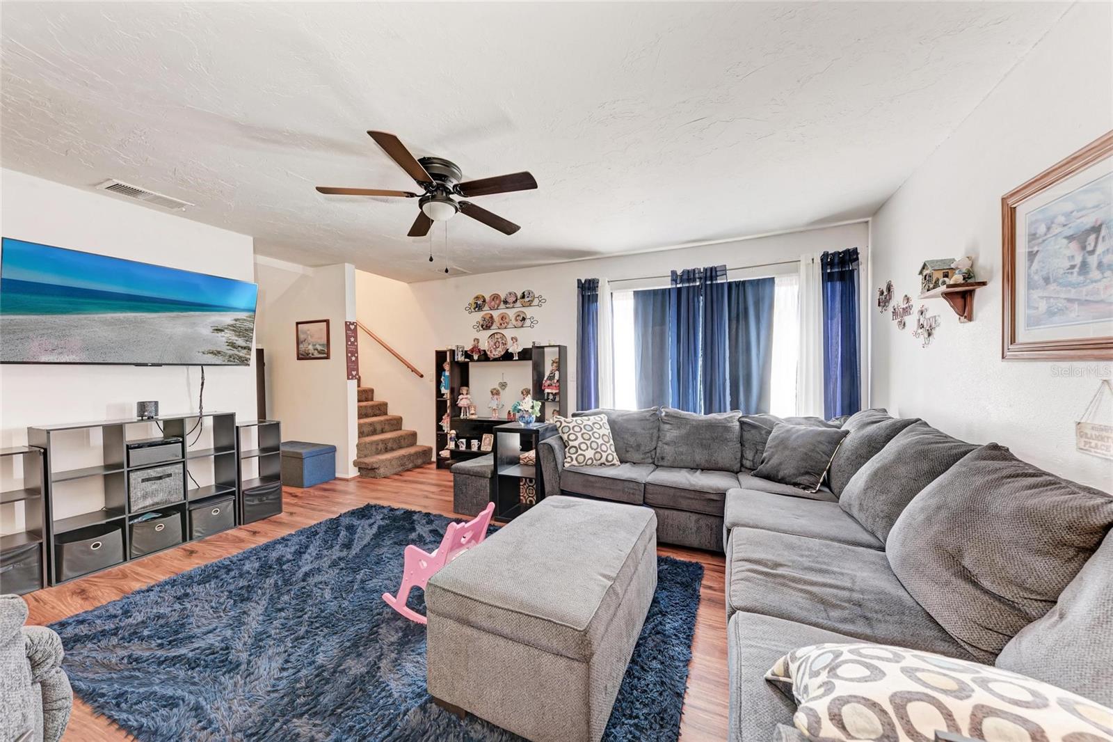 Image 5 of 27 For 1026 Longfellow Court 111