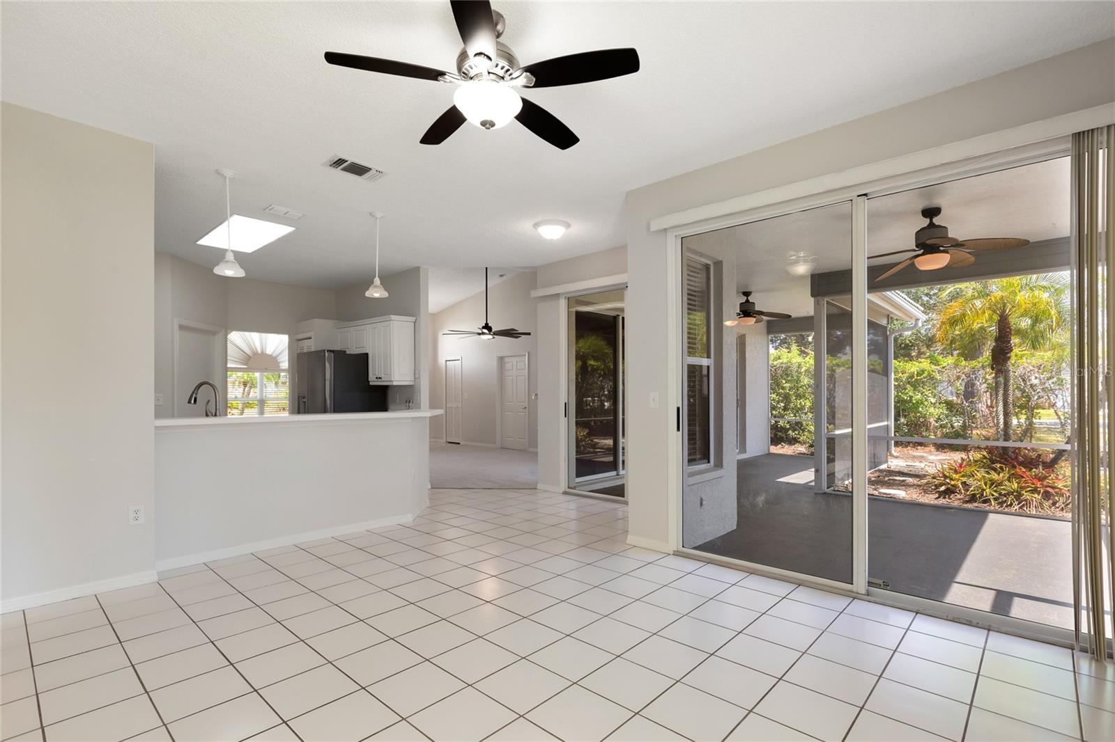 Image 10 of 35 For 6929 Stetson Street Circle