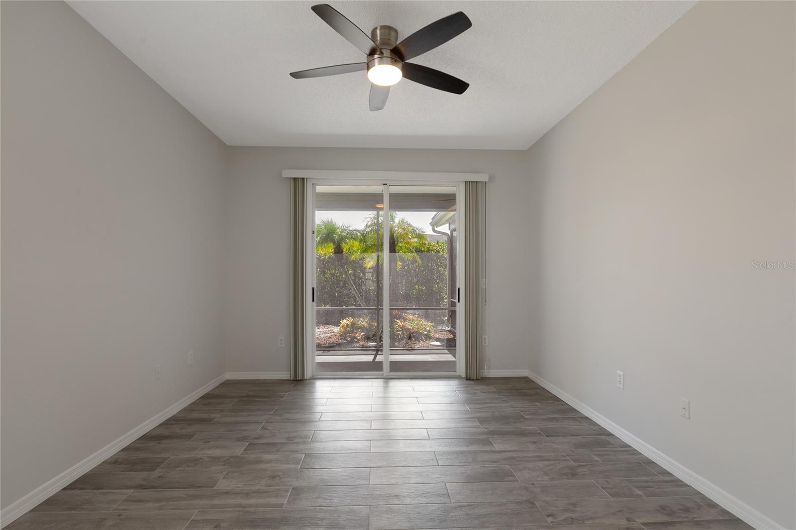 Image 16 of 35 For 6929 Stetson Street Circle