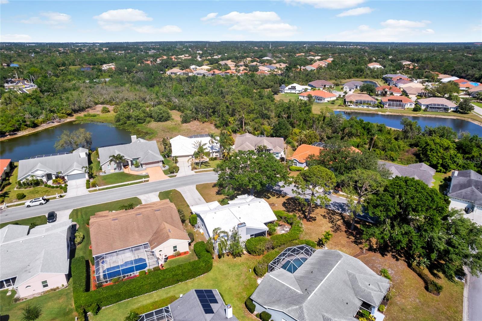 Image 3 of 35 For 6929 Stetson Street Circle