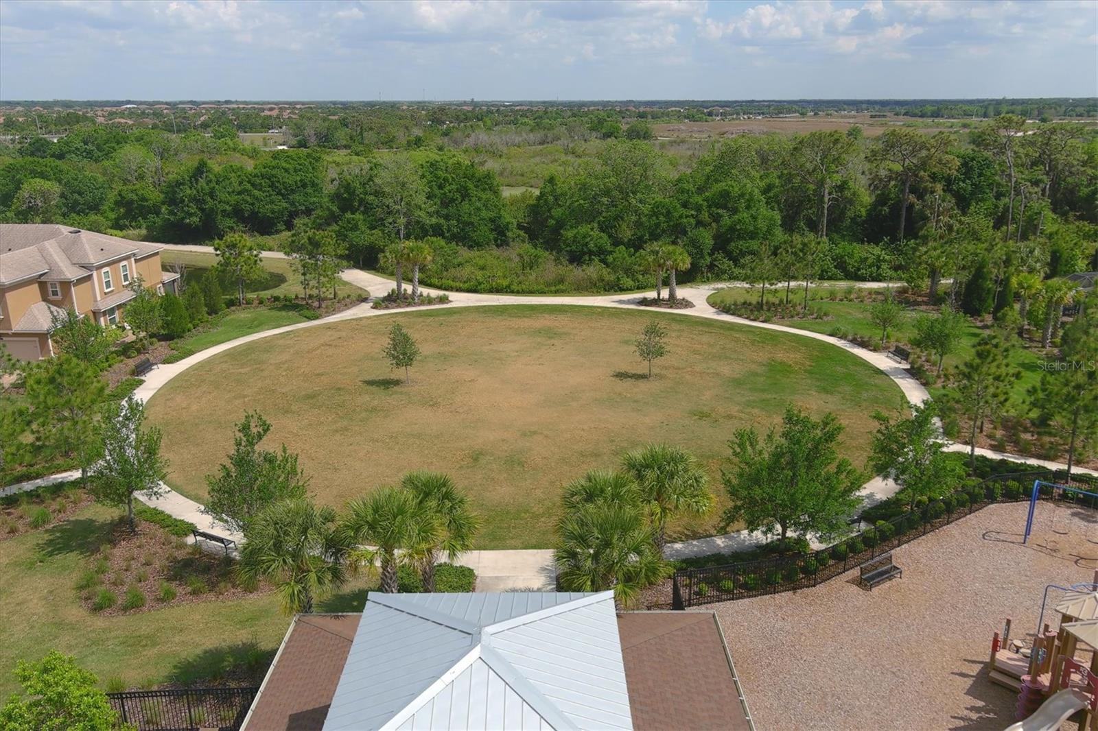 Image 41 of 50 For 11925 Brookside Drive
