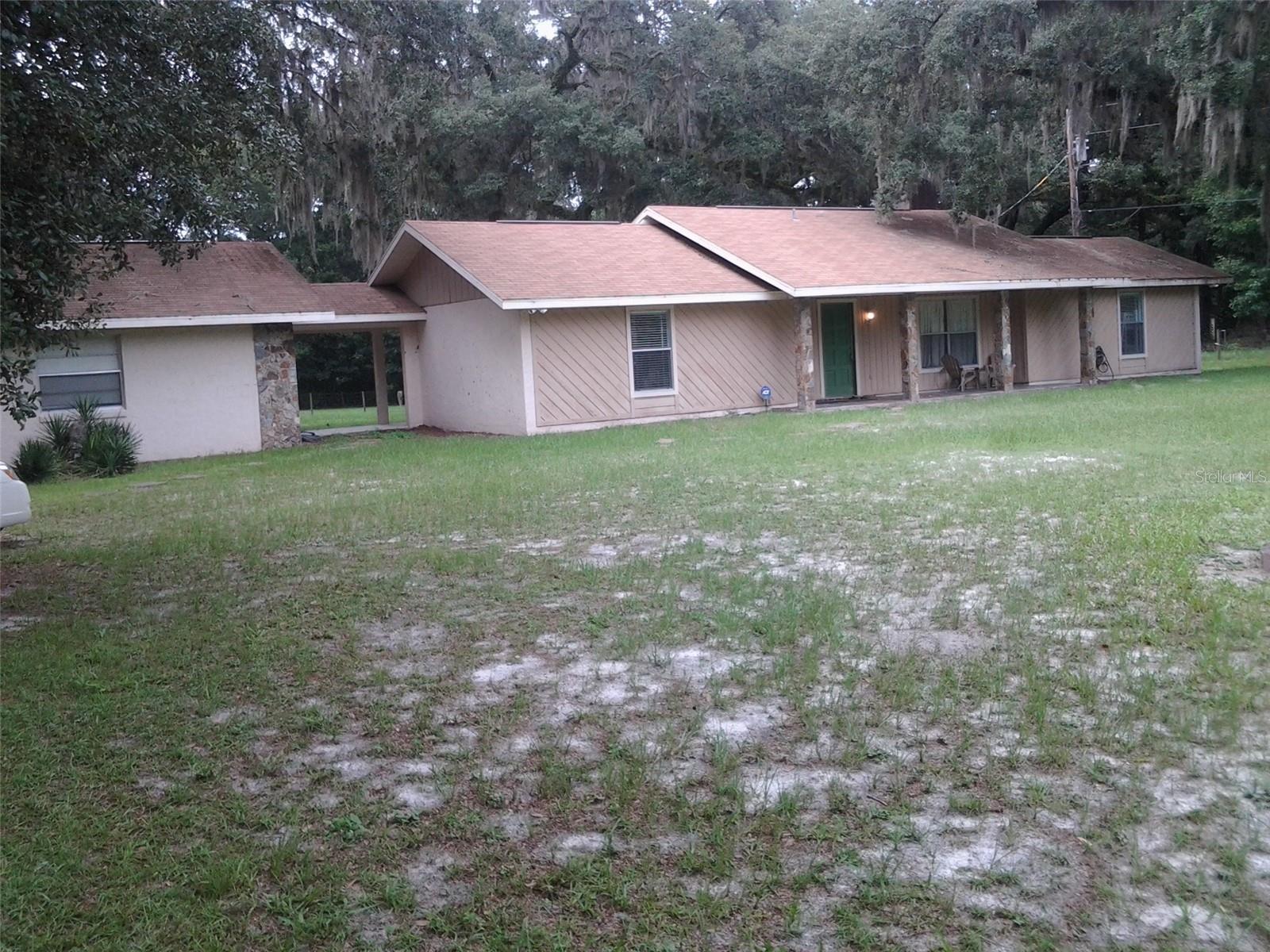 Image 4 of 41 For 3 Lakeside Drive