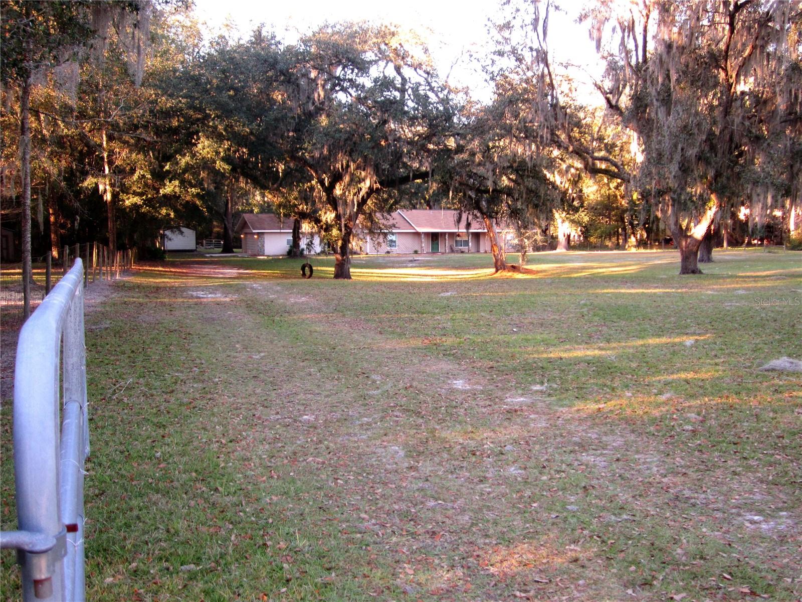 Image 8 of 41 For 3 Lakeside Drive