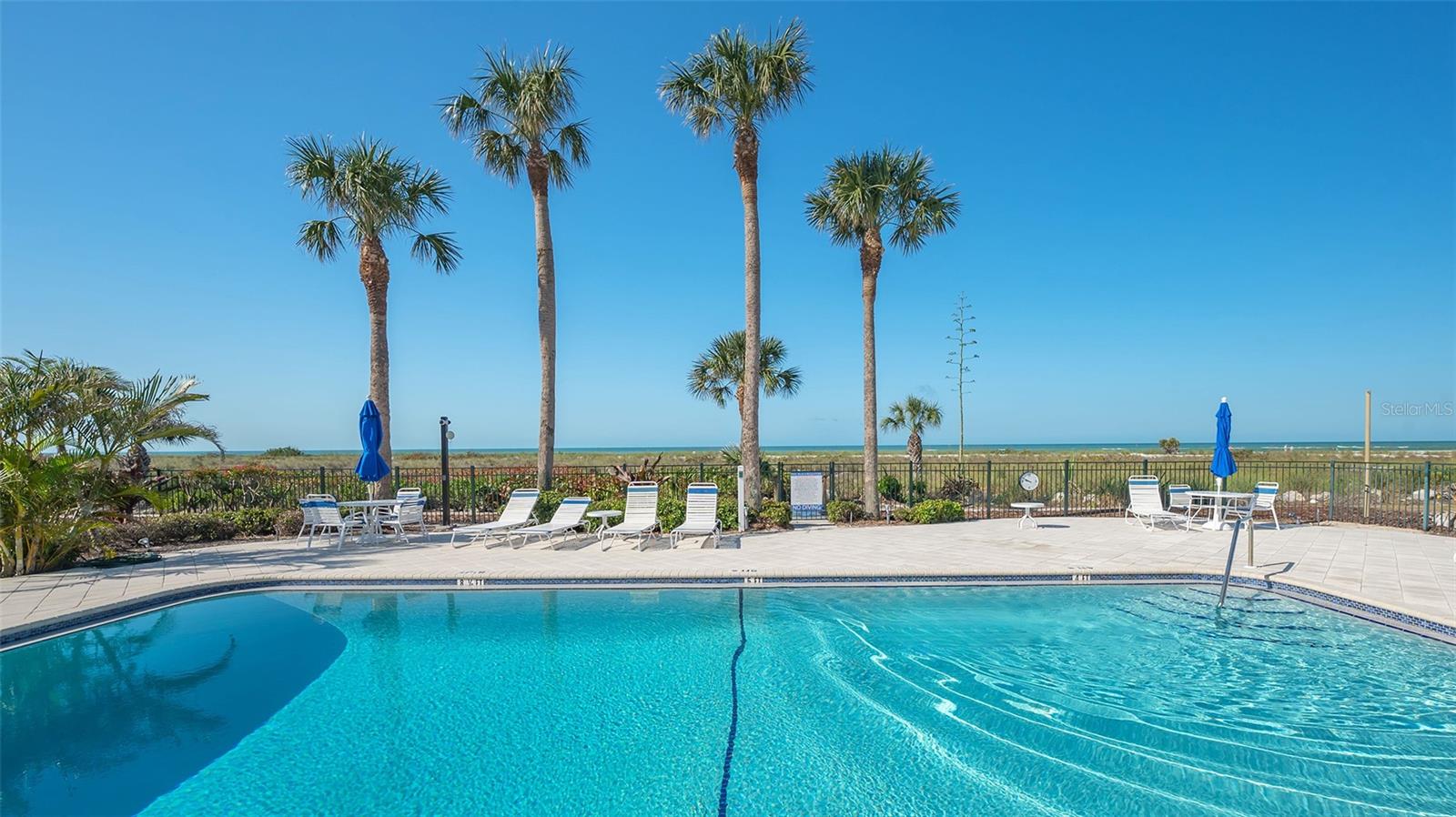 Image 54 of 63 For 6951 Gulf Of Mexico Drive 14