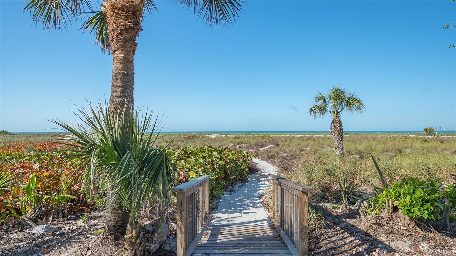 Image 55 of 63 For 6951 Gulf Of Mexico Drive 14