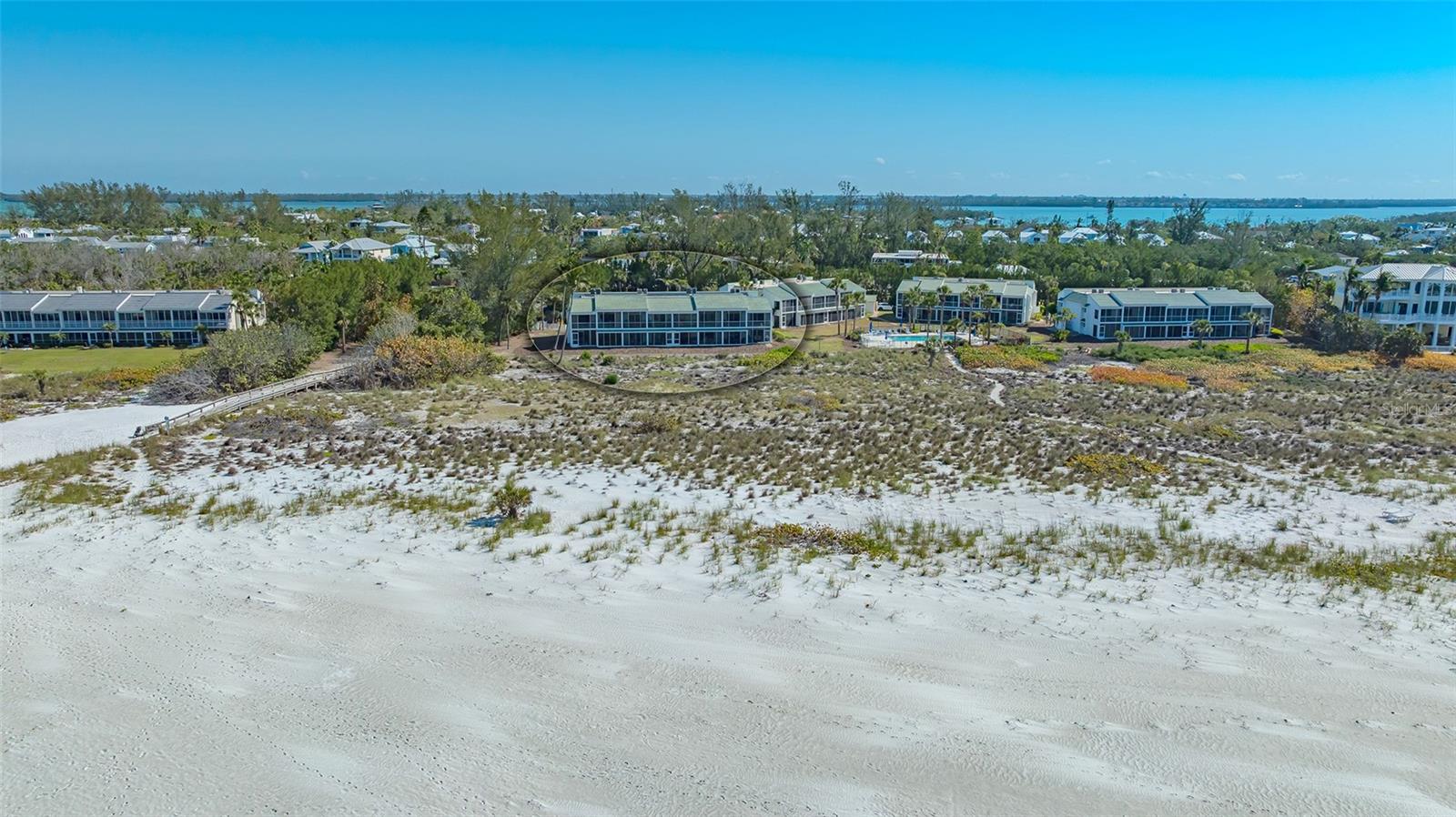 Image 62 of 63 For 6951 Gulf Of Mexico Drive 14
