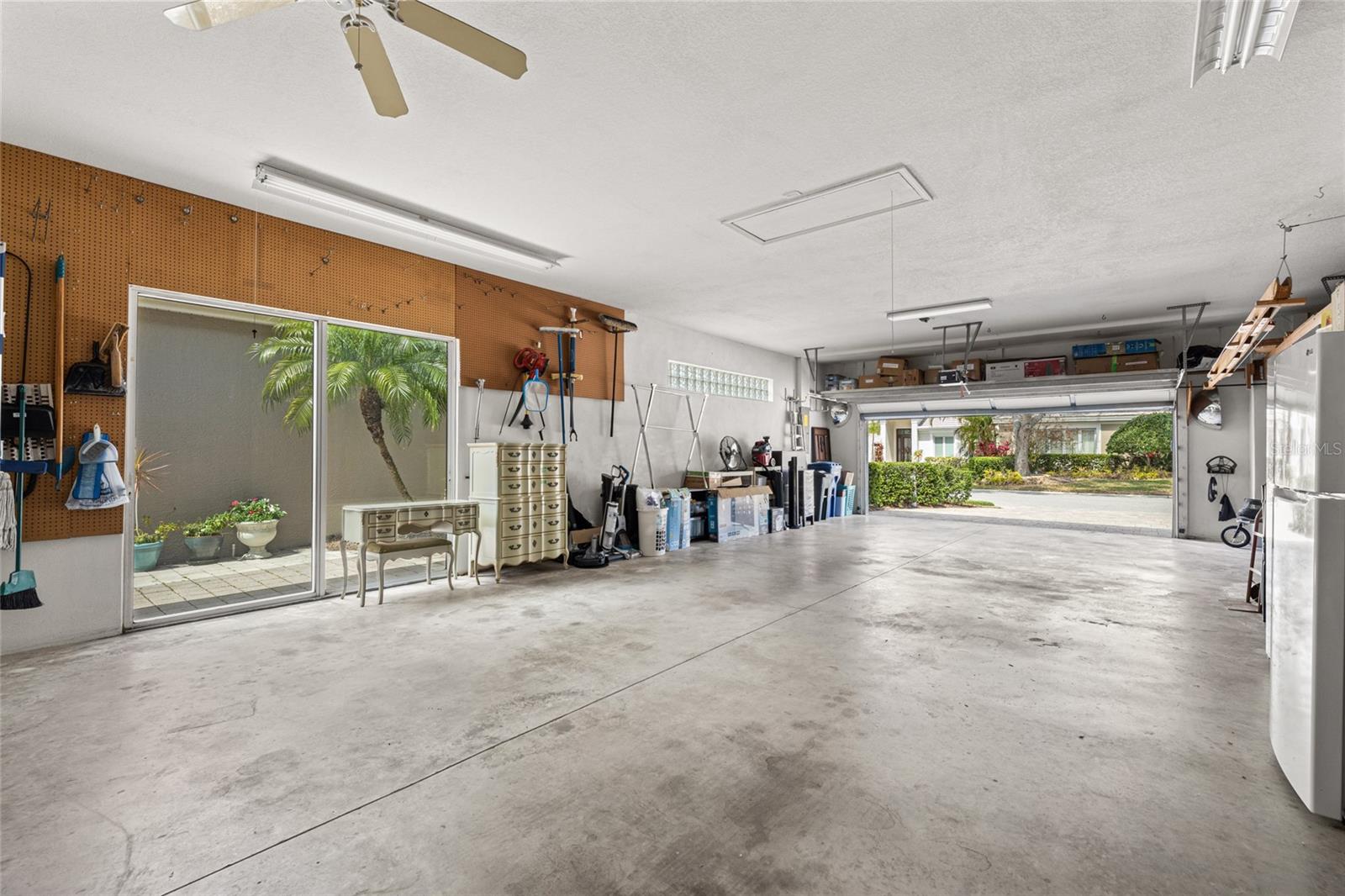 Image 33 of 46 For 8630 51st Terrace E