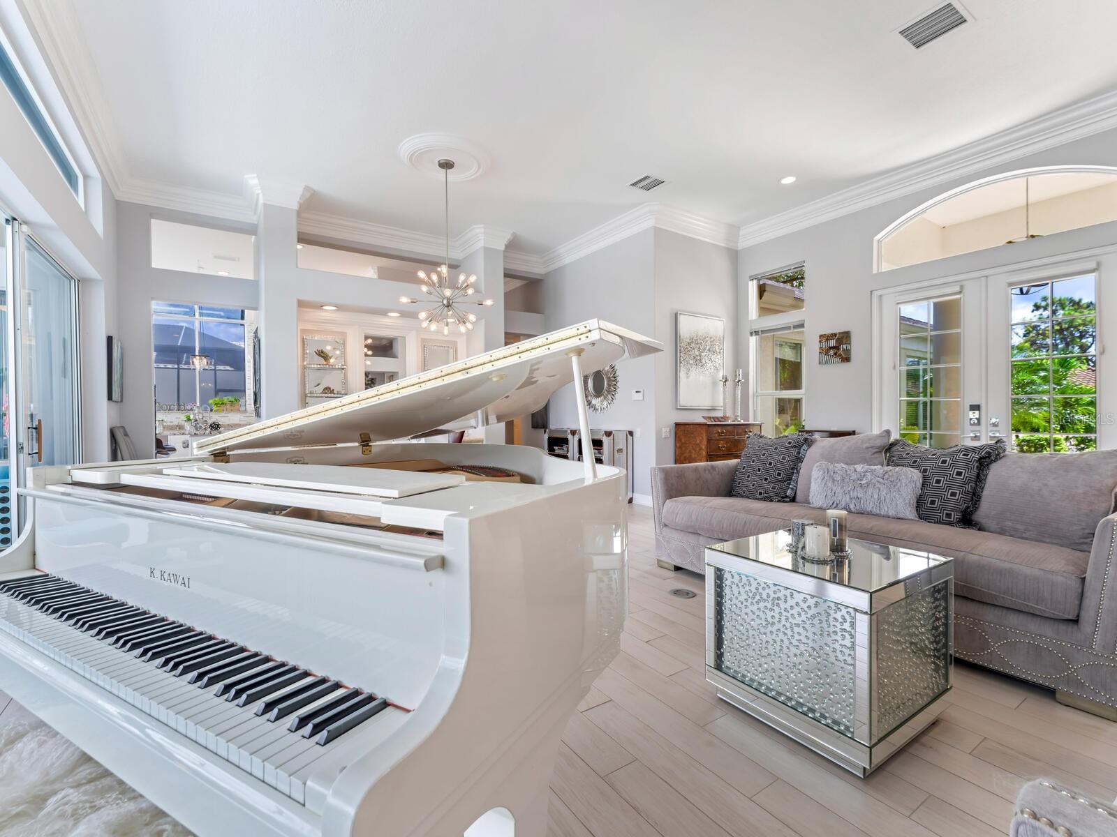Image 12 of 100 For 8687 Woodbriar Drive