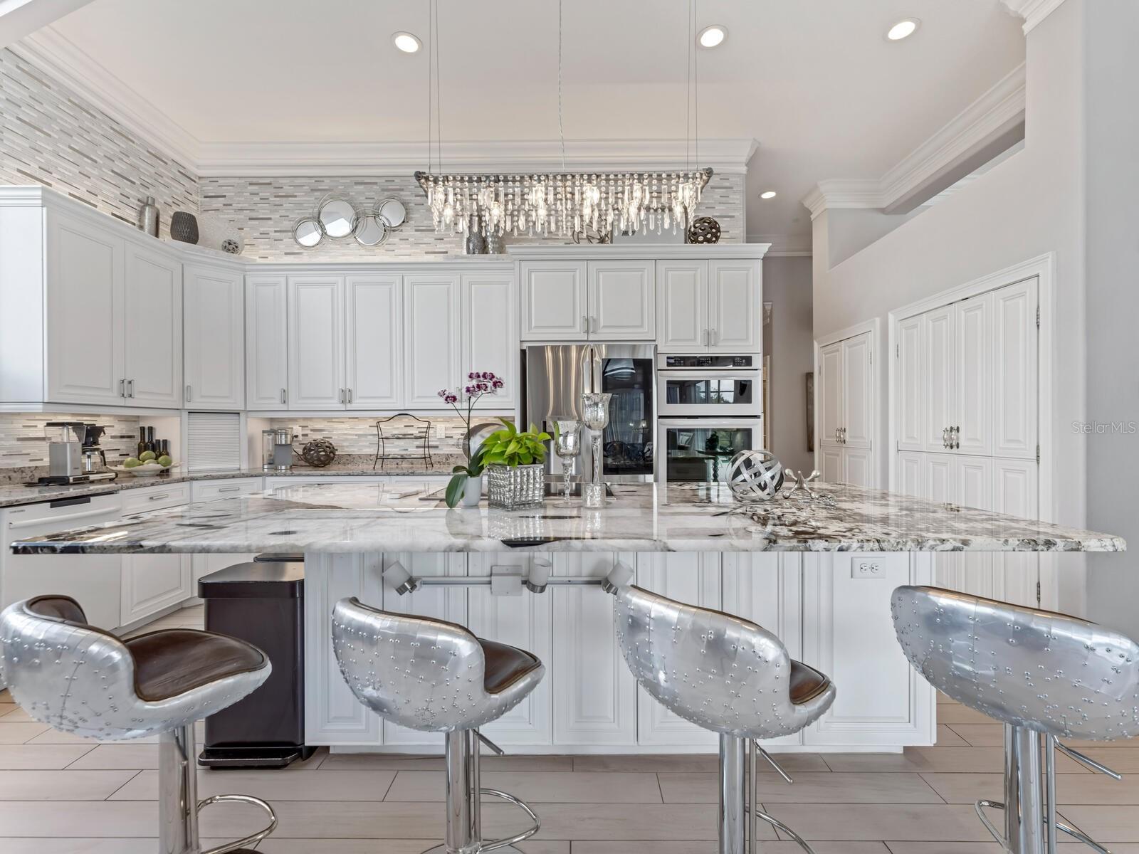 Image 20 of 100 For 8687 Woodbriar Drive