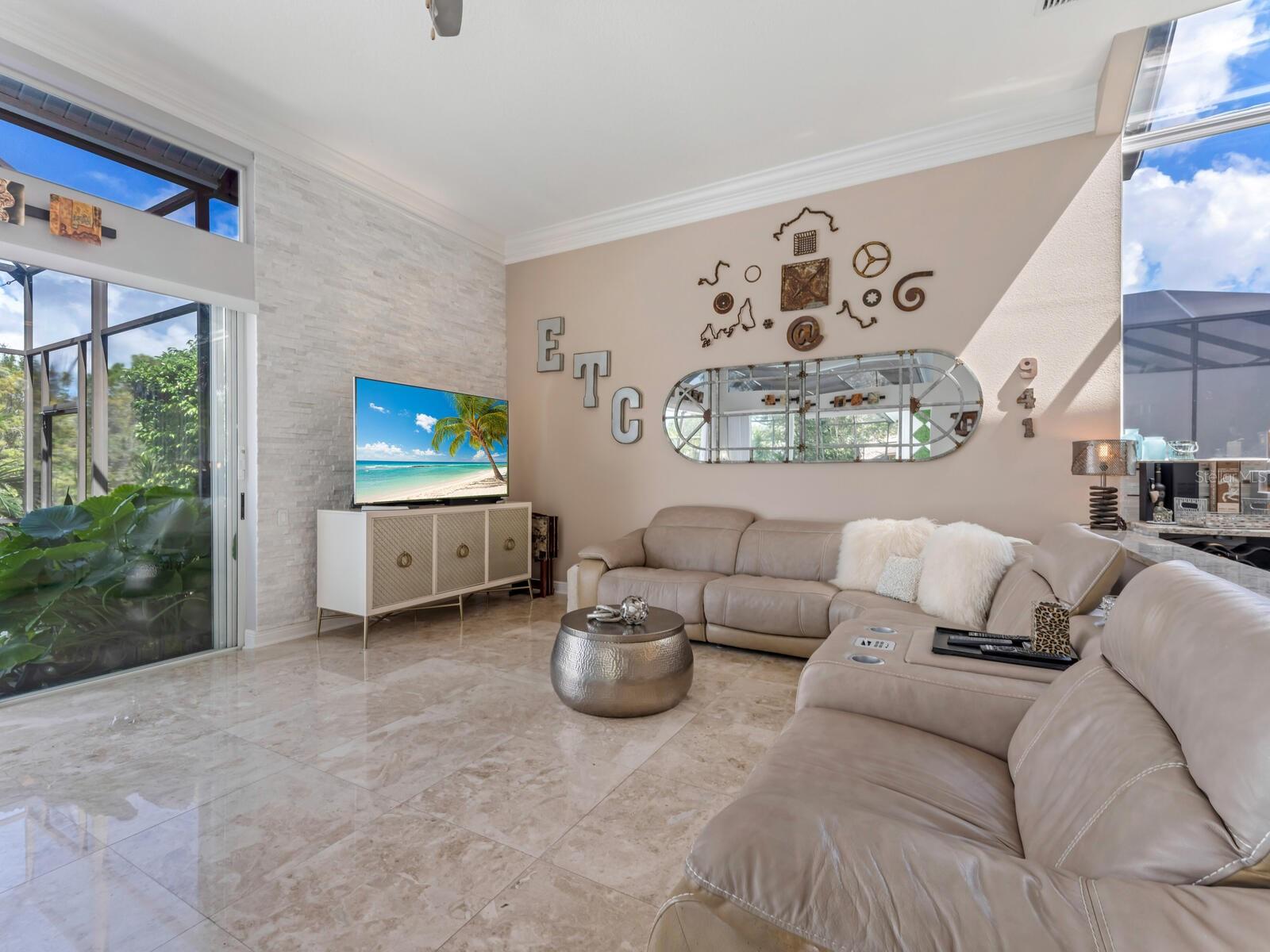 Image 26 of 100 For 8687 Woodbriar Drive